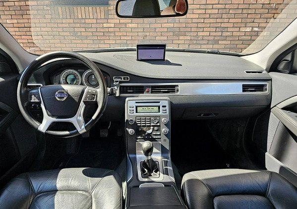 Volvo V70 cena 29900 przebieg: 192000, rok produkcji 2011 z Iłowa małe 277